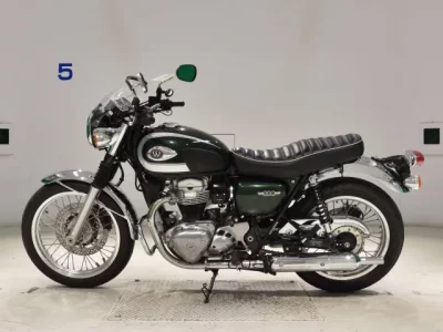 Kawasaki W800-2 лот № 7878 оценка 5  с аукциона в Японии 2