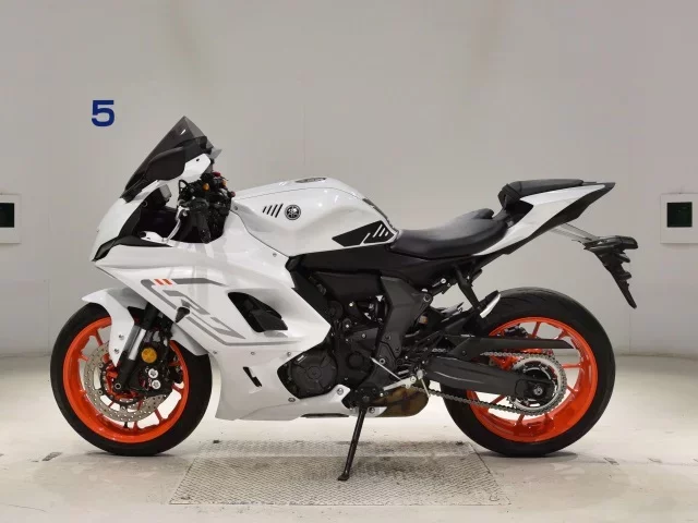Yamaha YZF-R7-2