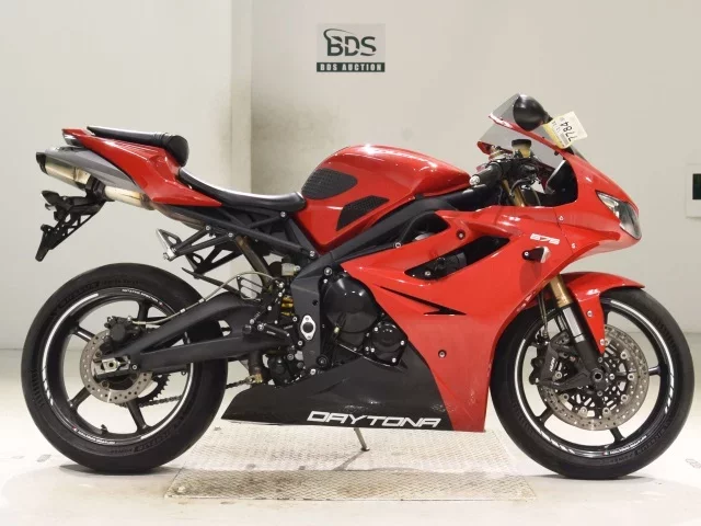 Triumph  DAYTONA675 лот № 7784 оценка 5  с аукциона в Японии