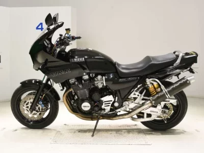 Yamaha XJR1200R  с аукциона в Японии