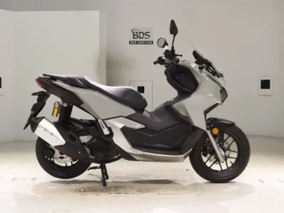 Honda ADV160