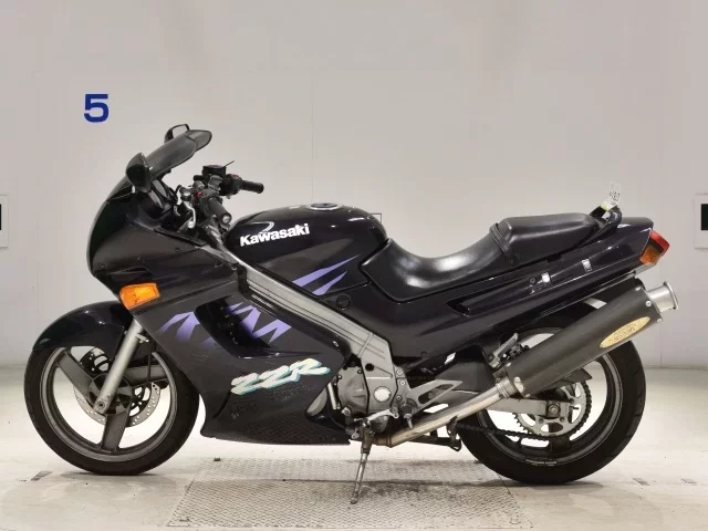 Kawasaki ZZR250