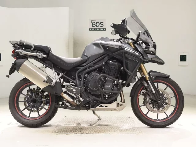 Triumph  TIGER EXPLORER лот № 5043 оценка 4  с аукциона в Японии