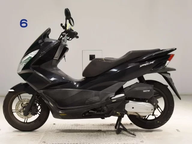 Honda PCX125-2