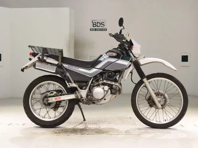 Yamaha SEROW 225-3