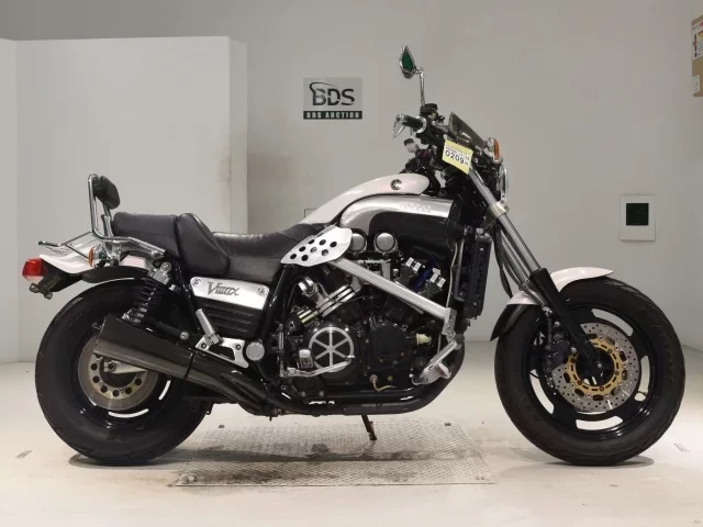 Yamaha V-MAX