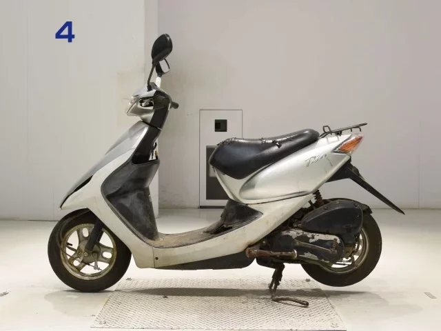 Honda DIO