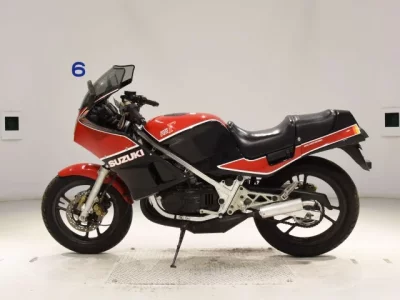Suzuki RG250  с аукциона в Японии