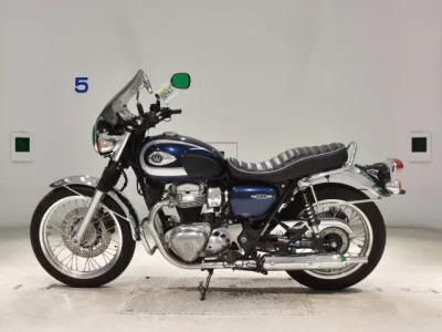 Kawasaki W800-2 лот № 2975 оценка 5  с аукциона в Японии 2