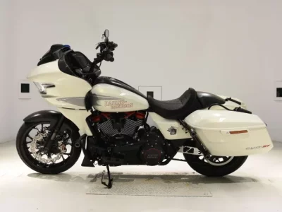 Harley-Davidson HARLEY FLTRXSTSE1980CVO
