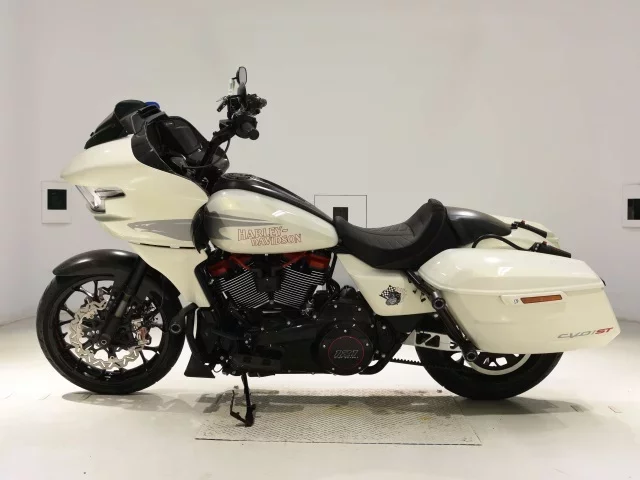 Harley-Davidson HARLEY FLTRXSTSE1980CVO
