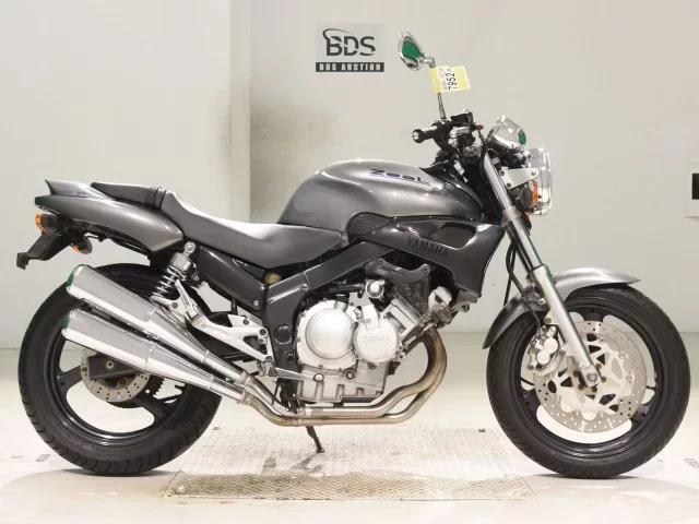 Yamaha ZEAL лот № 7952 оценка 4  с аукциона в Японии