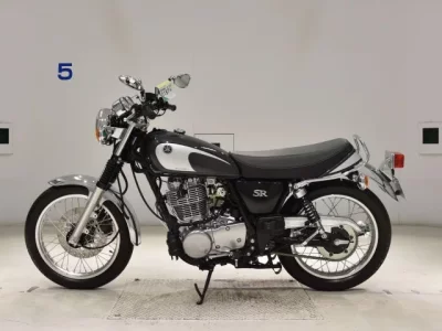 Yamaha SR400-5  с аукциона в Японии