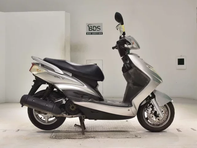 Yamaha CYGNUS125X