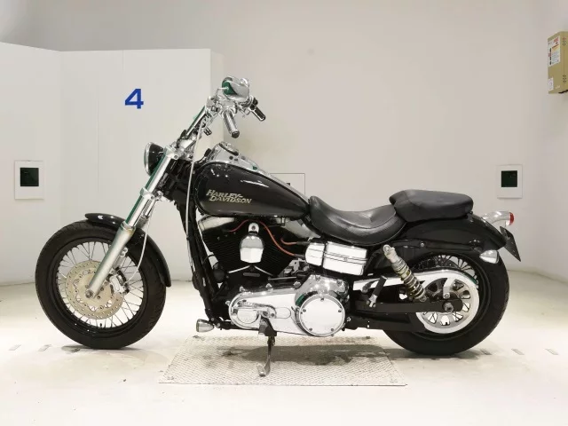 Harley-Davidson HARLEY FXDB1580