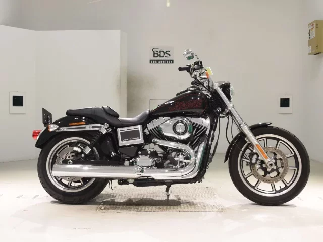 Harley-Davidson HARLEY FXDL1580