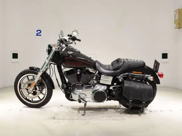 Harley-Davidson HARLEY FXDL1580