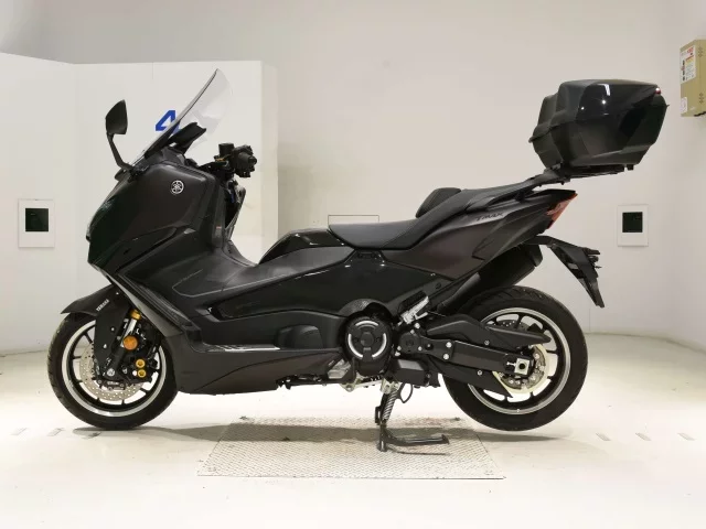 Yamaha T-MAX560T
