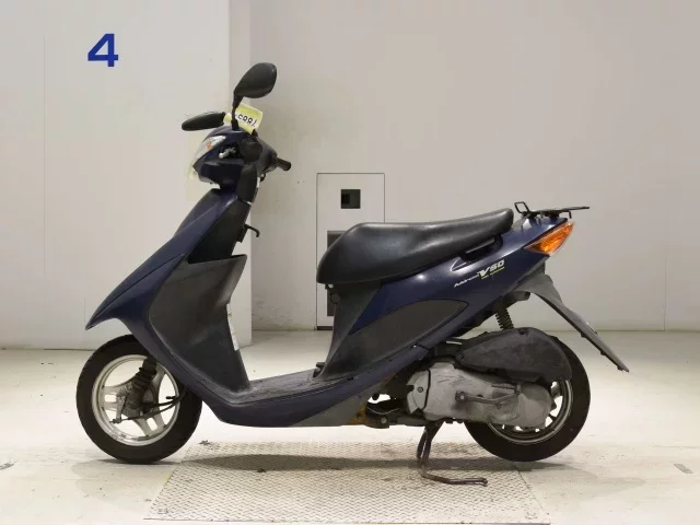 Suzuki ADDRESS V50