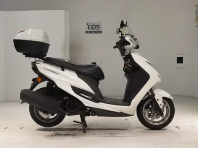 Yamaha CYGNUS 125XSR-3
