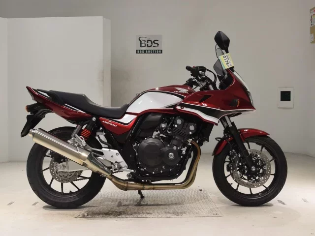 Honda CB400SFV-4 BOLDORABS