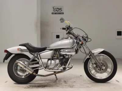 Honda MAGNA 50