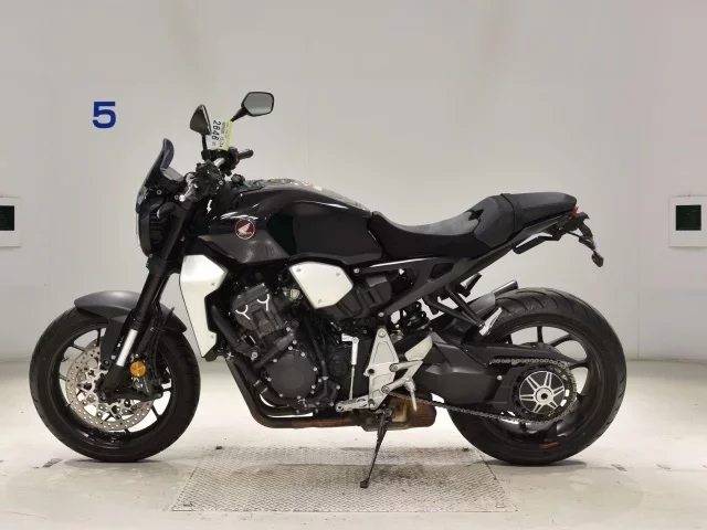 Honda CB1000R-2
