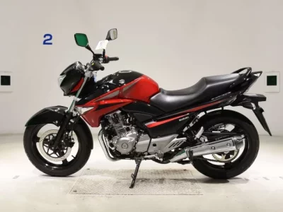 Suzuki GSR250  с аукциона в Японии