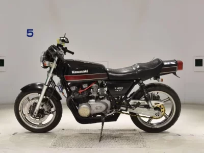 Kawasaki Z400FX