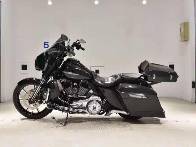 Harley-Davidson HARLEY FLHX1690