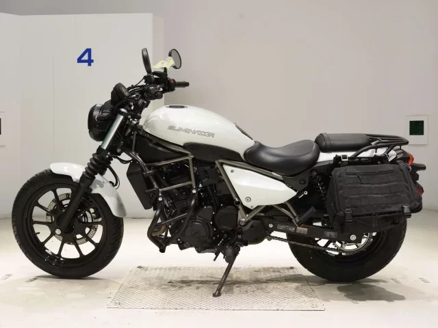 Kawasaki ELIMINATOR 400-3
