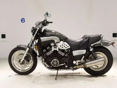 Yamaha V-MAX  с аукциона в Японии