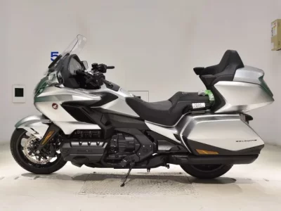 Honda GL1800 TOUR D  с аукциона в Японии