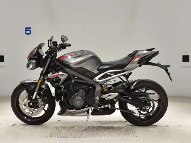 Triumph TRIUMPH STREET TRIPLE RS