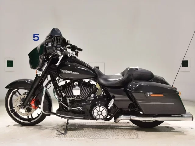 Harley-Davidson HARLEY FLHXS1690