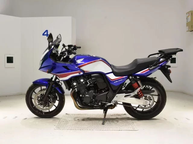 Honda CB400SFV-4 BOLDORABS
