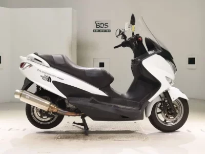 Suzuki BURGMAN200  с аукциона в Японии