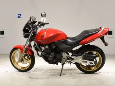 Honda HORNET250  с аукциона в Японии