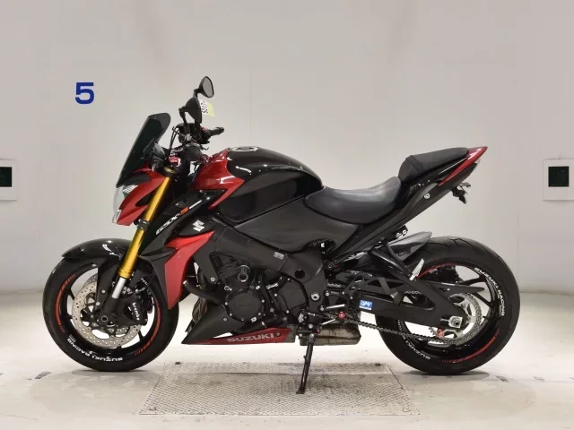 Suzuki GSX-S1000