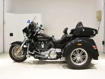 Harley-Davidson HARLEY FLHTCUTG1750