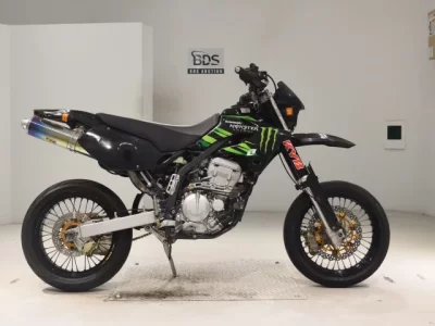 Kawasaki D-TRACKER