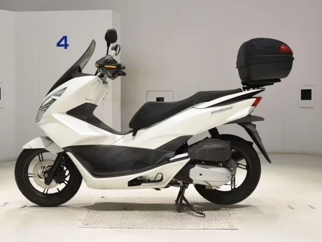 Honda PCX125-2