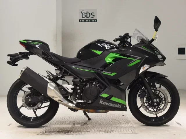 Kawasaki NINJA400-2