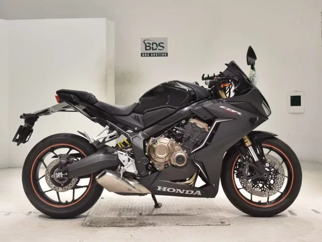Honda CBR650R лот № 2670 оценка 5  с аукциона в Японии