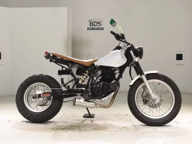 Yamaha TW225