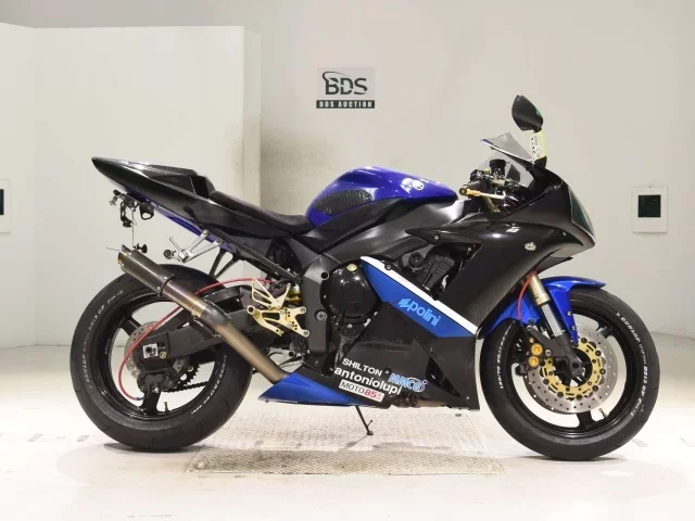 Yamaha YZF-R1