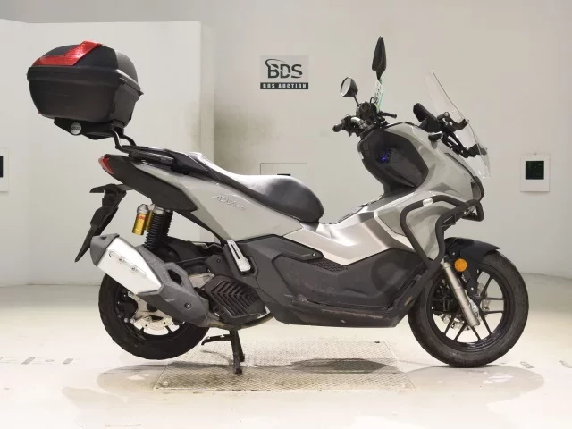 Honda ADV160