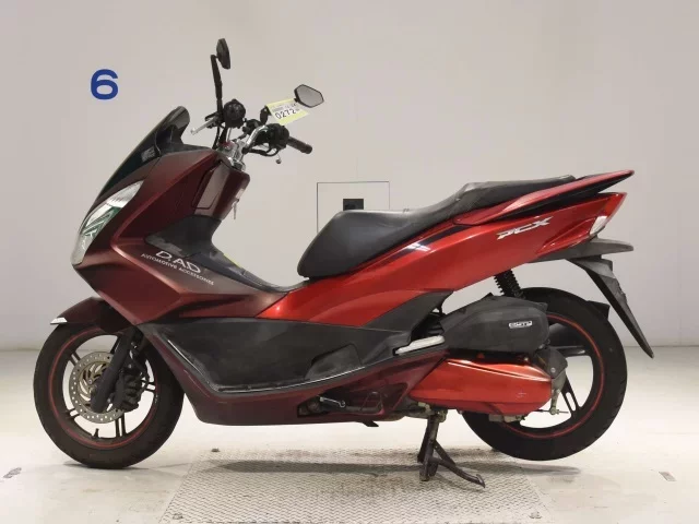 Honda PCX125-2