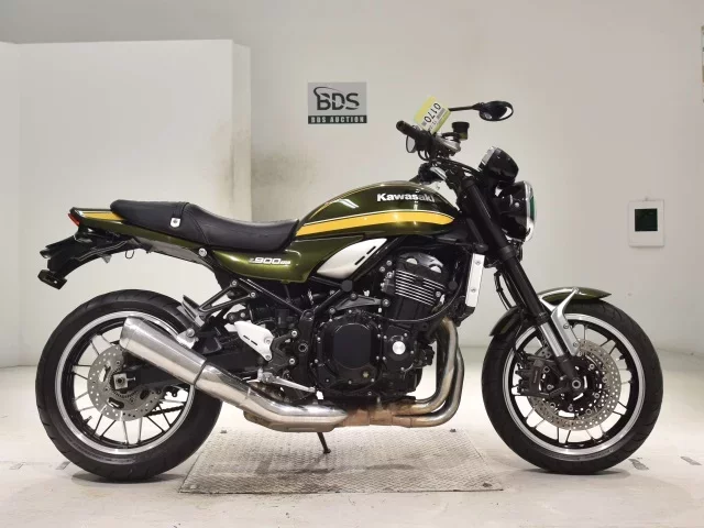 Kawasaki Z900RS лот № 0170 оценка 4  с аукциона в Японии