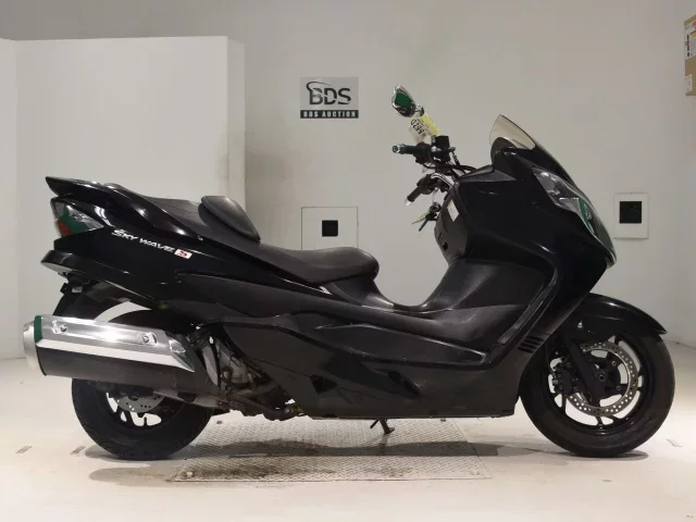 Suzuki SKYWAVE 250S-3 лот № 0299 оценка 4  с аукциона в Японии